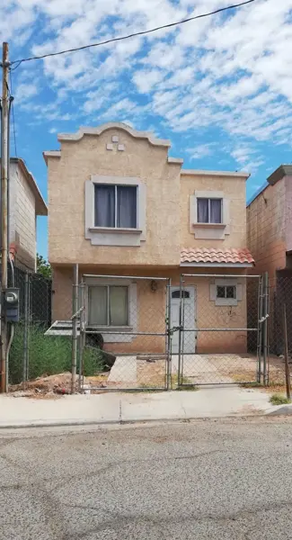 Casa en venta en Villas del Rey, Mexicali