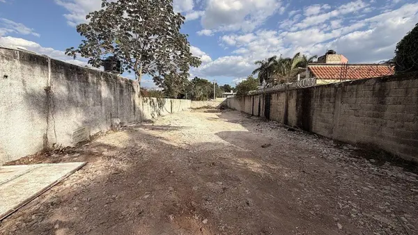 Terreno Residencial en renta frente al deportivo kukulkan