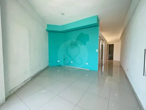 Renta de Local en Plaza Comercial de 59 m2 en Buenavista Planta Baja — foto 1 de 15
