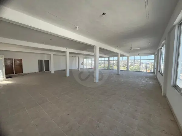 Renta de Local comercial en planta alta sobre Av. Miguel Hidalgo — foto 1 de 13
