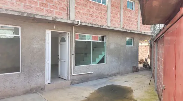Casa en venta en Bosques del Valle 1a Sección, Coacalco de Berriozábal — foto 2 de 24
