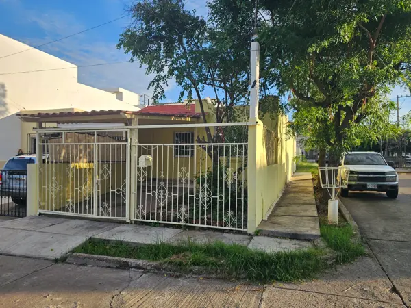 Casa en venta en Lomas del Boulevard, Culiacán, Sinaloa
