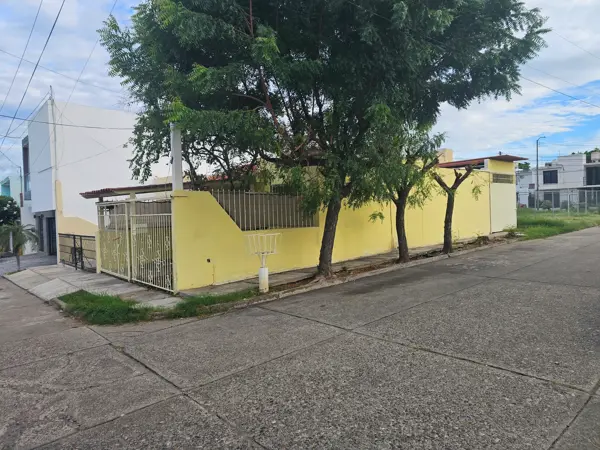 Casa en venta en Lomas del Boulevard, Culiacán — foto 2 de 14