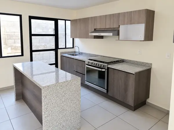 Casa en venta en Capital Sur, El Marqués — foto 2 de 8