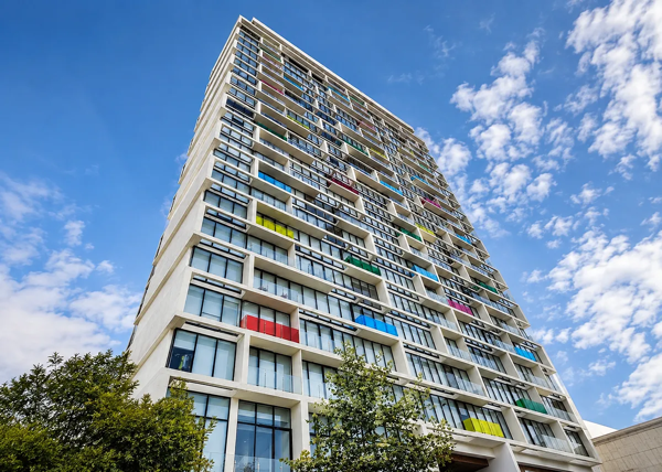 Departamento de 3 recámaras en Koloria Centro Sur con increíble vista!!