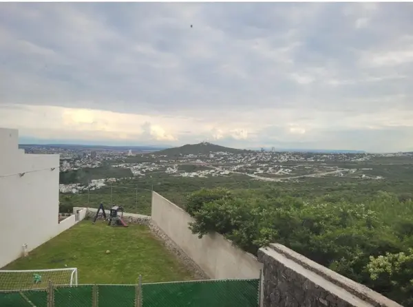 Casa en venta en Lomas de Gran Jardin, León — foto 3 de 11