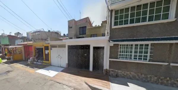 Casa en Venta U H Vicente Guerrero Iztapalapa CDMX