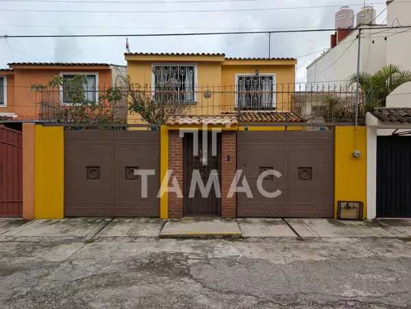 Venta de casa sola en colonia Bellavista en Cuernavaca