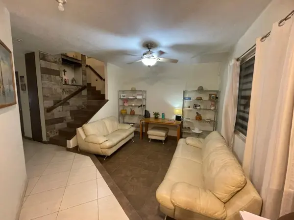 Casa en venta en Residencial Periférico en San Nicolás de los Garza — foto 1 de 10