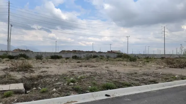 Terreno en Venta en Parque Industrial Salinas Victoria — foto 1 de 3