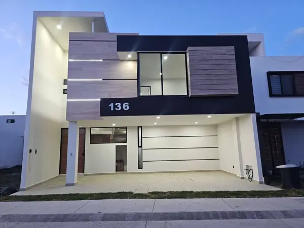 Estrena Casa!!! Recien Terminada en el Mejor Condominio de Rancho Santa Monica!! — foto 1 de 19