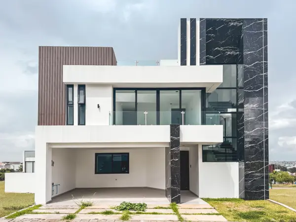 Casa en Venta en Zona Cascatta, Lomas de Angelópolis Iii — foto 1 de 46