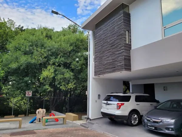 Casa en Venta en Fracc Privada del Sur Cotijo de Rio — foto 1 de 8