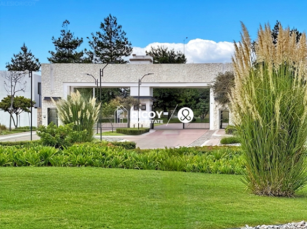 Casa en venta en Ciudad Maderas Residencial — foto 1 de 28