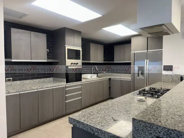 Departamento en venta en Residencial San Agustín Segundo Sector, San Pedro Garza García — foto 3 de 12