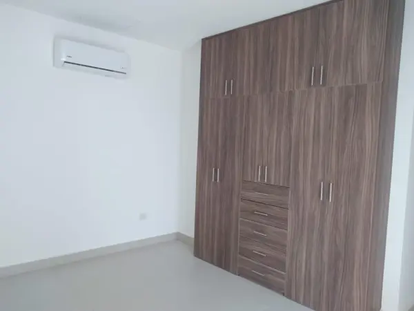 Departamento en renta en El Lechugal, Santa Catarina — foto 3 de 12