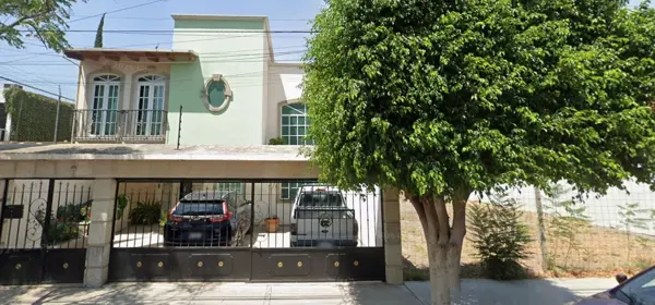 Casa en Venta en Santiago de Queretaro — foto 1 de 10