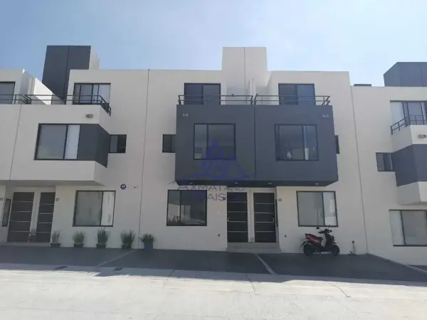 Casa en Remate Bancario Totalmente Adjudicada en El Marqués Queretano — foto 1 de 16