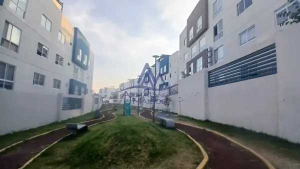 Departamento en remate hipotecario totalmente adjudicado en Colinas del Lago, Cuautitlán Izcalli — foto 1 de 12