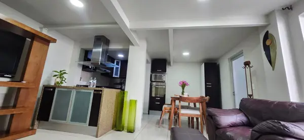 Casa en Renta en Lomas Universidad, Amueblada, Zapopan : 3 Recámaras y buena ubicacion A/C — foto 1 de 18