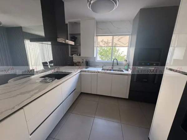 Casa en venta en Alvento, Apodaca — foto 2 de 18