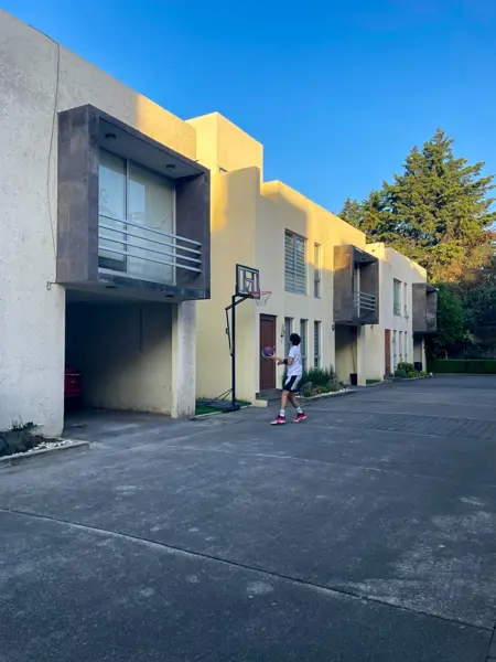Casa en condominio con amplios espacios en San Andrés Totoltepec — foto 1 de 20