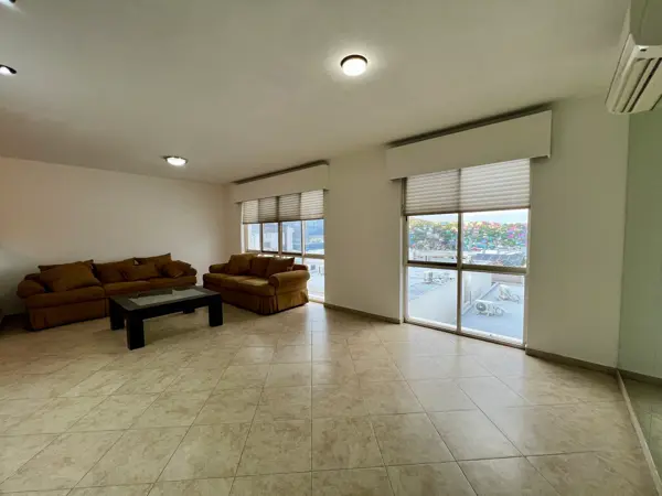 Casa en venta en Privanzas Quinto Sector, Monterrey — foto 3 de 23