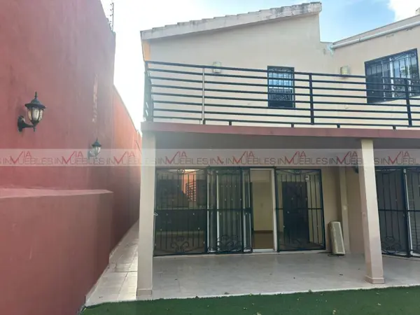 Casa en venta en Privadas de Contry, Guadalupe — foto 2 de 15