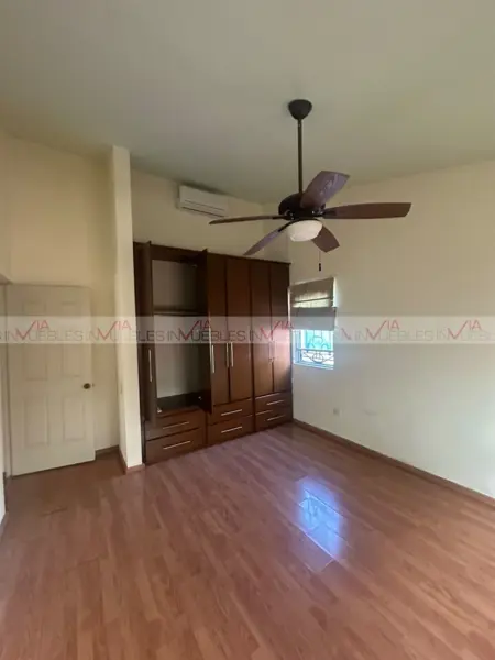 Casa en venta en Privadas de Contry, Guadalupe — foto 3 de 15