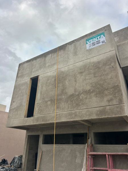 Casa en venta en El Refugio: 3 recámaras con roof garden en Querétaro — foto 1 de 13