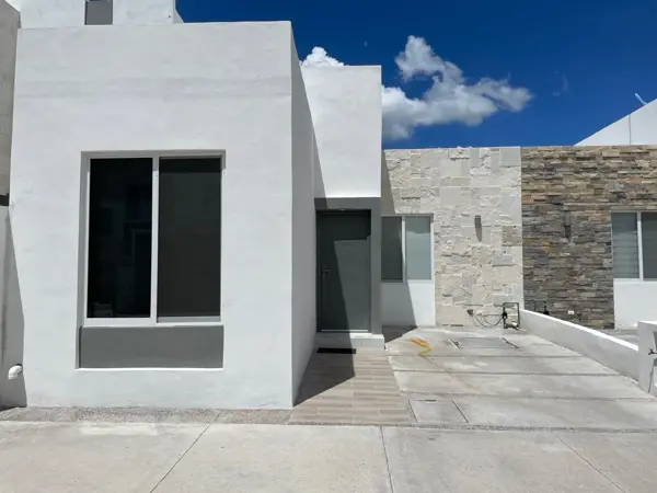 Casa Amueblada en Renta en Abada Residencial al Norponiente de Aguascalientes — foto 1 de 26