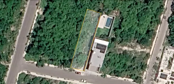 Terreno en Venta en Real Montejo de 580m2 con Acceso a Servicios — foto 1 de 15