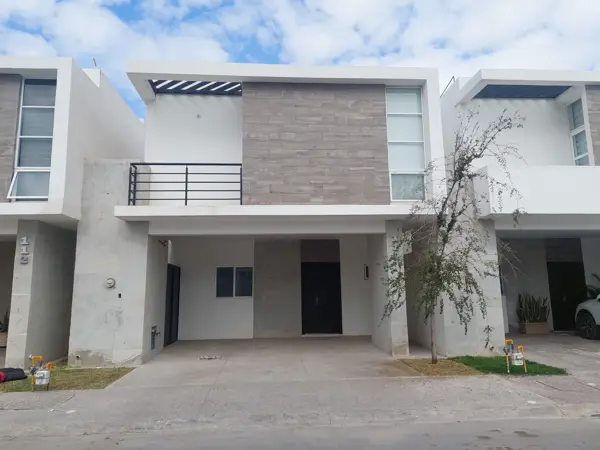 Casa en Puerto Marfil, Torreón, Coahuila de Zaragoza — foto 1 de 18