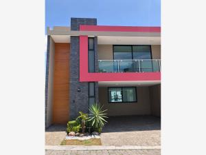 Casa en Britania La Calera, Puebla, Puebla — foto 1 de 26