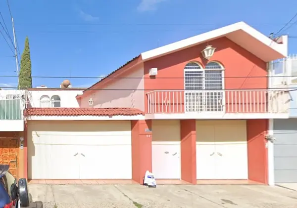 Casa en Nueva Chapultepec, Morelia, Michoacán de Ocampo — foto 1 de 11