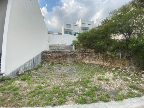 Terreno en venta en Colinas del Valle, Monterrey — foto 3 de 6