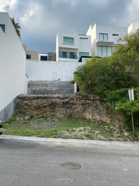 Terreno en venta en Colinas del Valle, Monterrey — foto 2 de 6