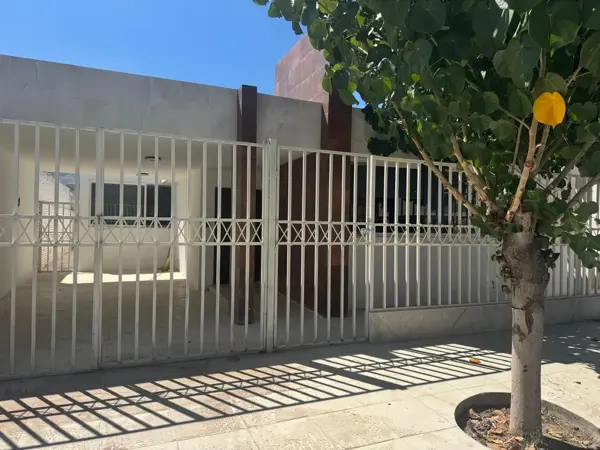 Casa en Renta en Torreón Jardín, Coahuila - Excelente Ubica — foto 1 de 43
