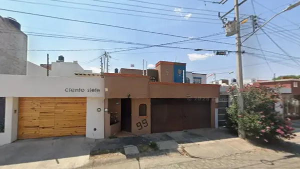 Casa en venta en Jardines de Torremolinos, Morelia — foto 3 de 12