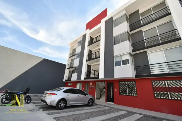 Departamento en Planta Baja Cerca de Altacia — foto 1 de 9