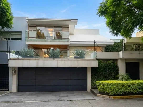 Lomas de Tecamachalco, Casa en Venta en Fuente Salto del Agua — foto 1 de 23