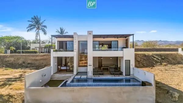 Residencia en Venta en Cruz de Huanacaxtle, Nayarit — foto 1 de 62