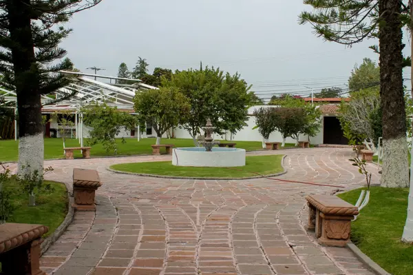 Casa Concá Estilo Mexicano Contemporáneo — foto 1 de 30