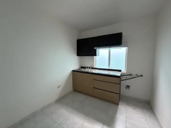 Departamento NUEVO en renta sobre Calz. Xochimilco — foto 1 de 3