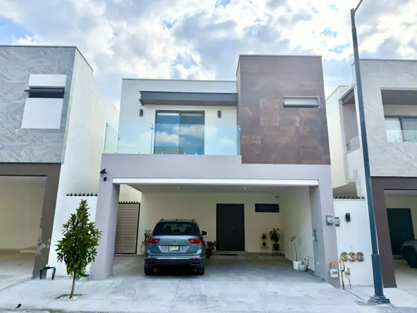 Casa en venta en Arbórea Sector Linneo, García — foto 2 de 20