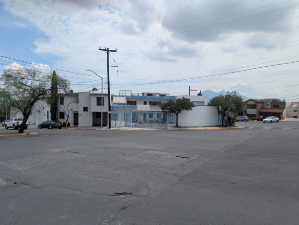 Local en venta en Las Cumbres, Monterrey — foto 2 de 4