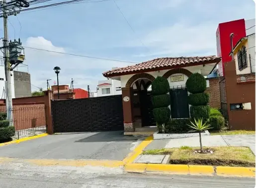 Casa en Venta en Fraccionamiento Valle de la Hacienda ,toluca Estado de Mexico . — foto 1 de 11
