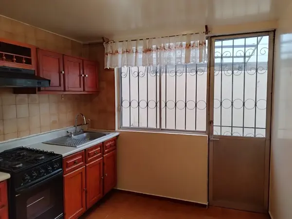 Casa en renta en Valle de los Pinos 1ra. Sección, Tlalnepantla de Baz — foto 2 de 8