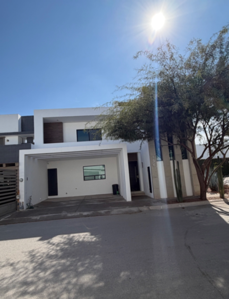 Casa Amueblada Circuito Lobo — foto 1 de 17