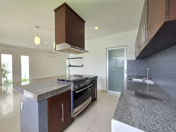 Casa en Punta Tiburón, Residencial, Marina y Golf, Alvarado, Veracruz de Ignacio de la Llave — foto 1 de 21